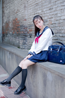 平田弥里